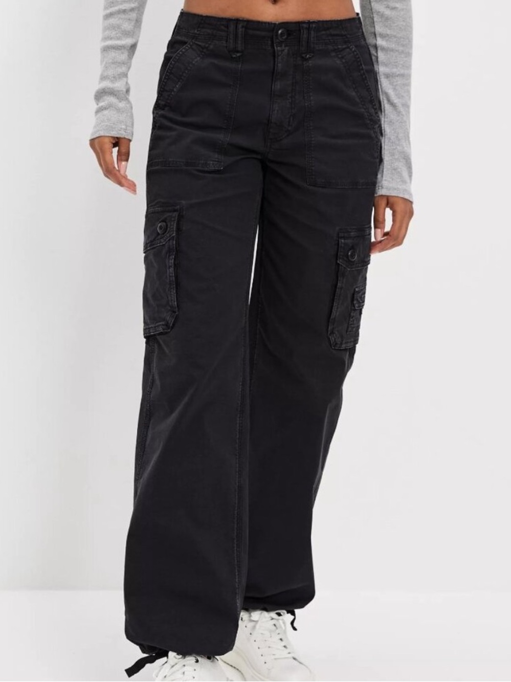 American Eagle Outfitters Black Cargo Pants Size 4